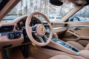 Porsche 911 Targa - 1