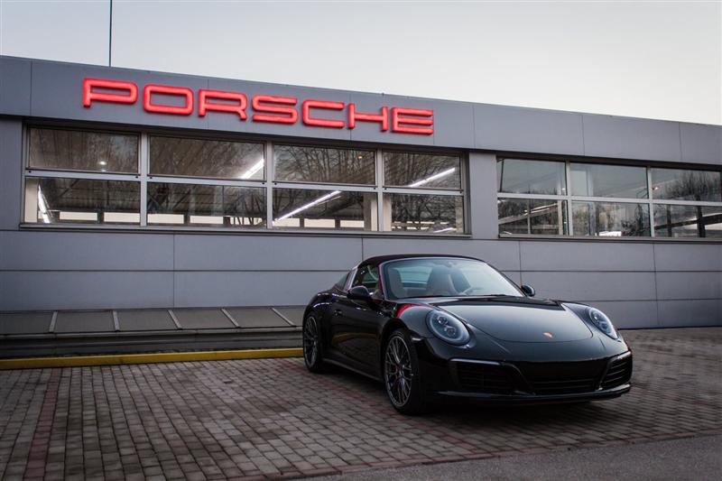 Porsche 911 Targa