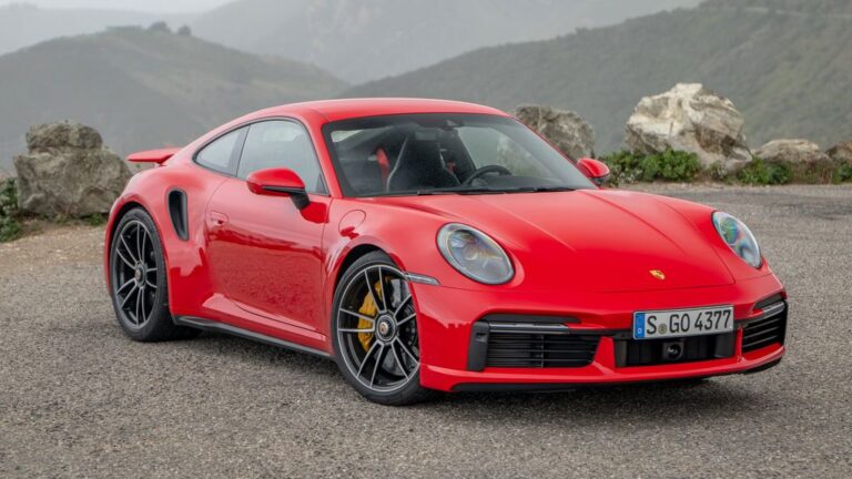 Porsche за три месеци продаде 53.000 возила