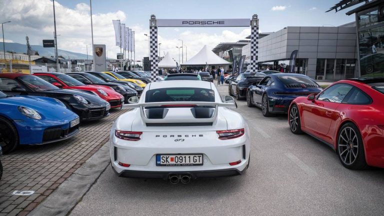 Ден на автомобилска извонредност: Porsche Центар Скопје домаќин на 911 заедницата