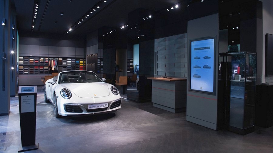 Porsche Studio Milano 2 Porsche Studio Milano