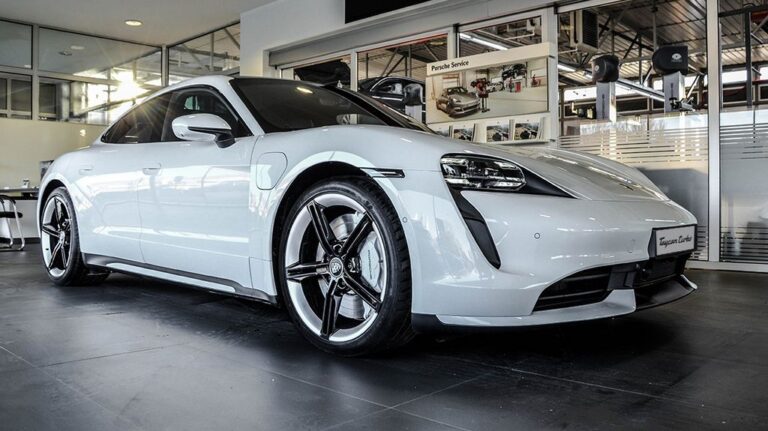 Porsche Taycan