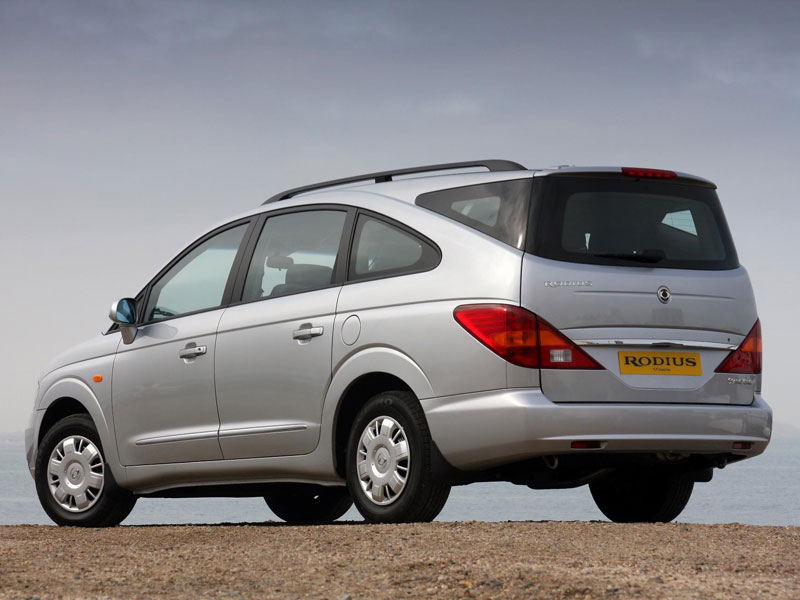 SsangYong-Rodius