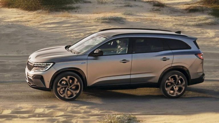 Renault Espace се престори во СУВ и оди на диета