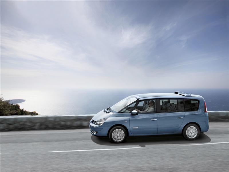 Renault_12031_global_en