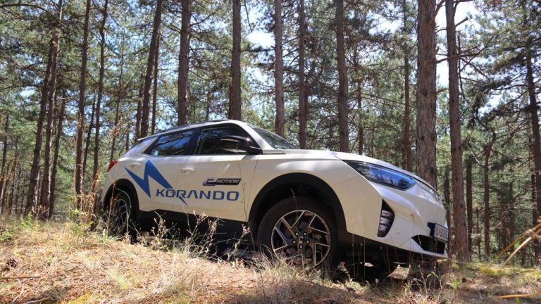 Тест · SsangYong Korando e-Motion · Кореја може и на струја