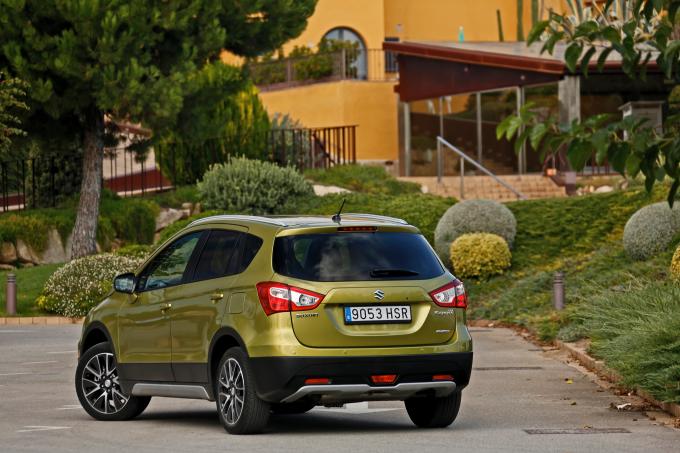 Suzuki SX4 S-Cross_stills_06