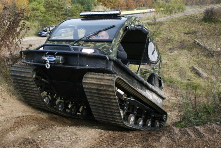 Tinger Track 500: Ова возило ништо не го сопира