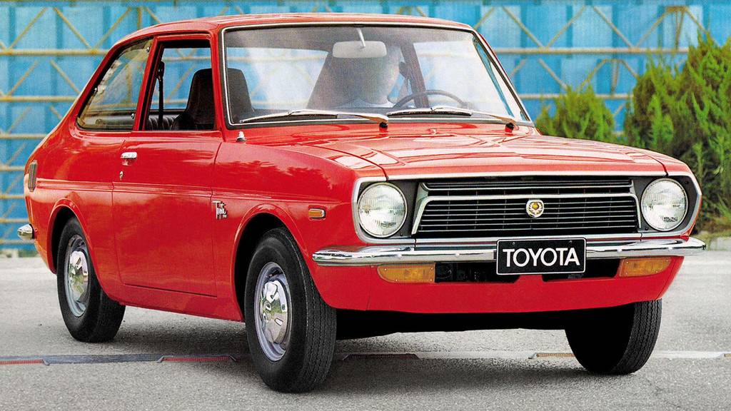 Toyota 1000 naslovna Таа беше Yaris во 1960-те: Со Toyota Publica почна историјата