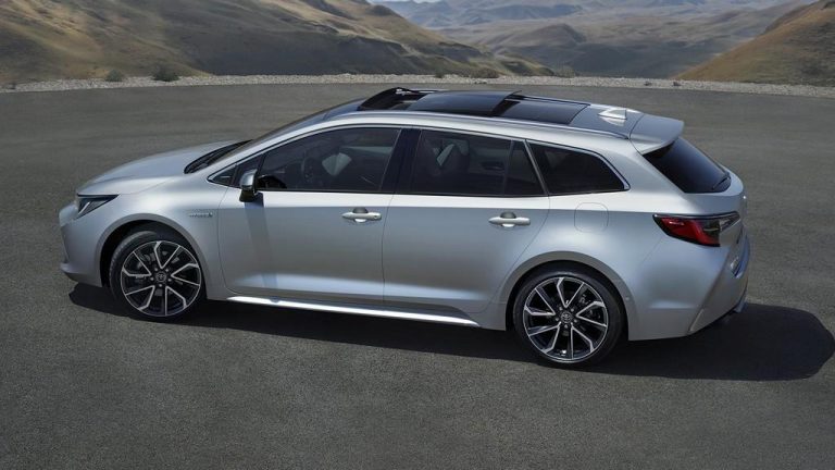 Toyota Corolla Touring Sports