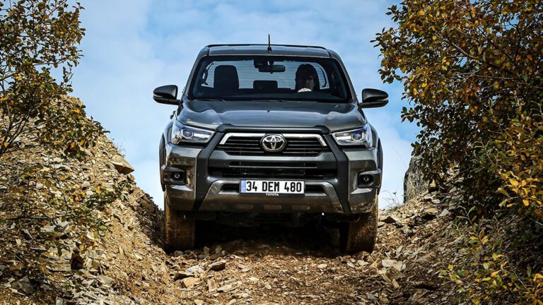 Toyota Hilux