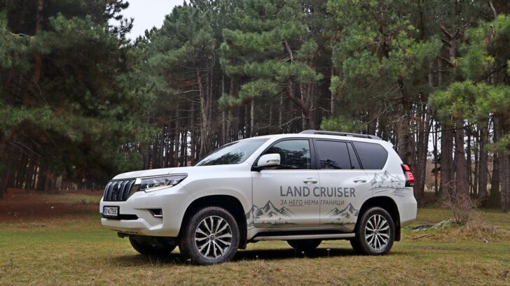 Toyota Land Cruiser 2021 тест