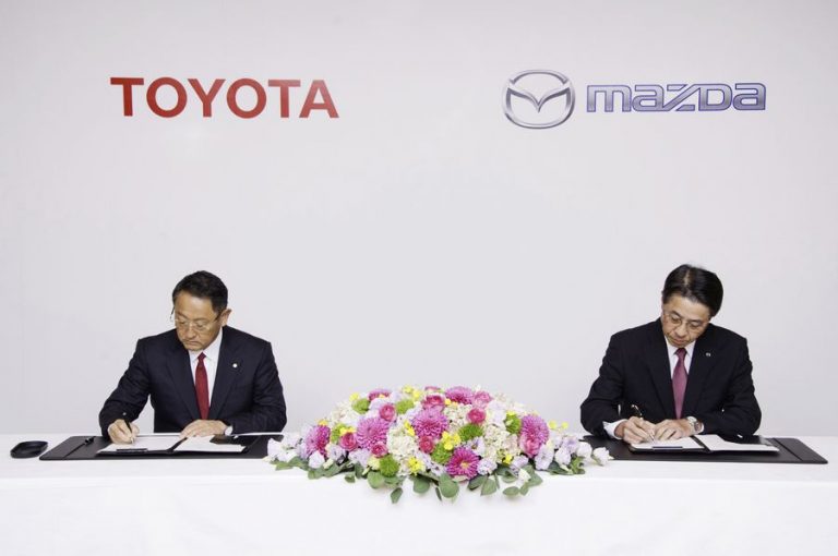 Toyota и Mazda соработка