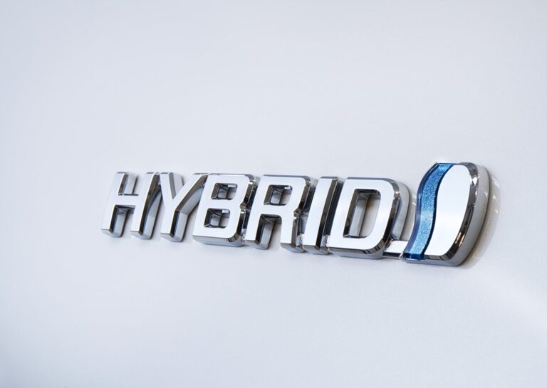 Toyota хибридни автомобили