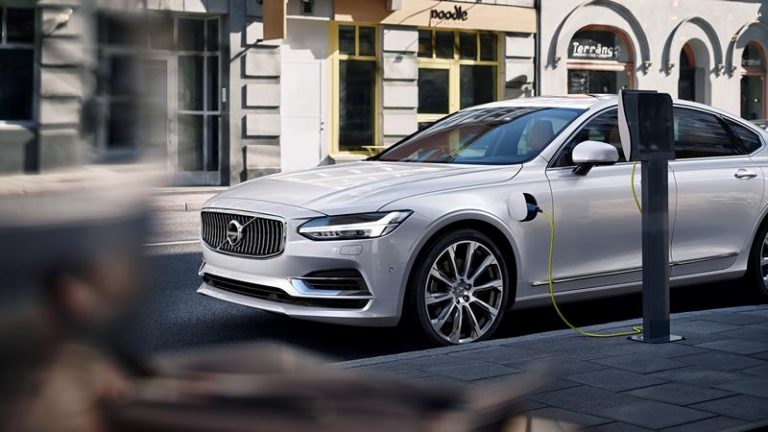 Volvo цели на еден милион електрични возила до 2025 година