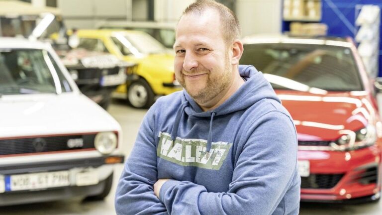 Јутјубер со 200К следачи поканет во депото на Volkswagen „Ова е лудо!“