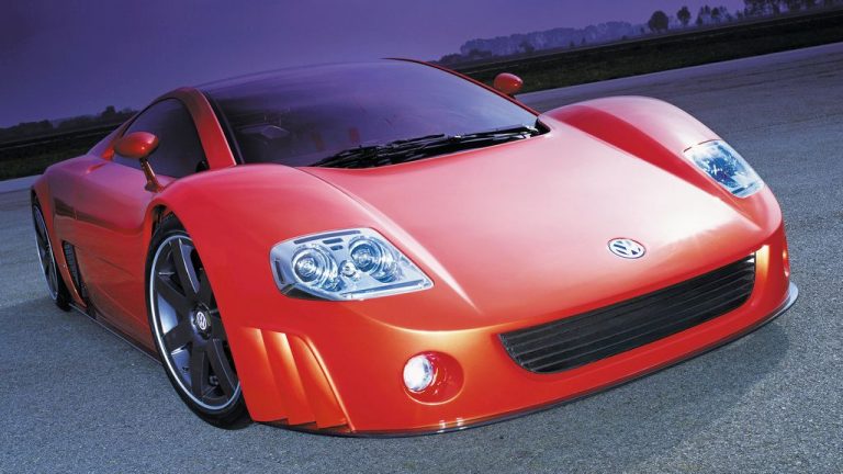 Volkswagen W12 поставуваше рекорди долго пред Bugatti