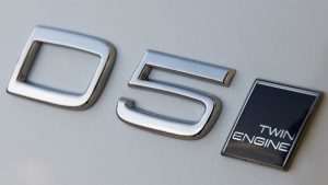 Volvo лани го понуди V60 Twin Engine во верзија со моќност на дизелот намалена на 163 КС, но безуспешно