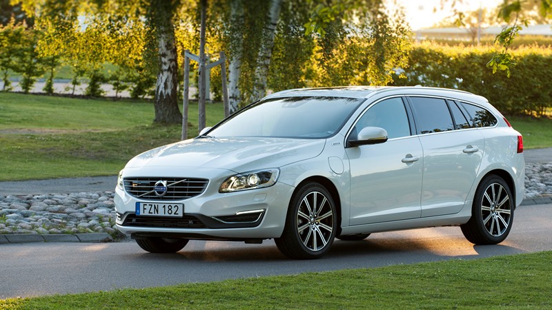 Volvo V60 Twin Engine - model year 2016
