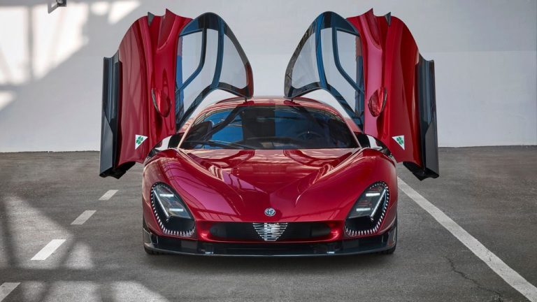 Alfa Romeo од милион евра се распродава една година однапред