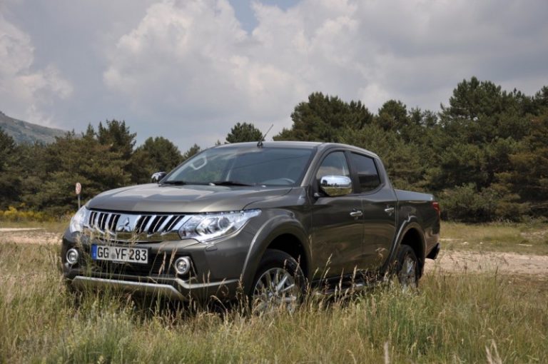 Mitsubishi L200 е пикап на годината според Auto Express