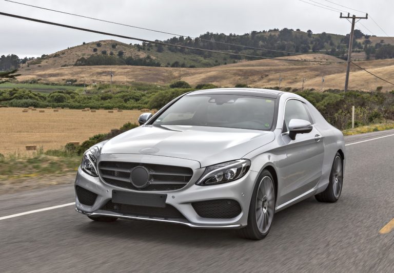 Mercedes со полупремиера на C-Class Coupe во Калифорнија