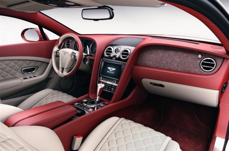 Британски хумор или: Камен како украсен елемент во Bentley