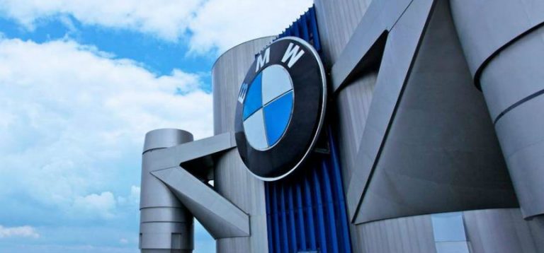 BMW продаде половина милион возила за три месеци