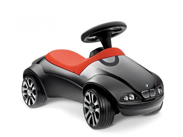BMW ги повикува во сервис … детските автомобилчиња Baby Racer