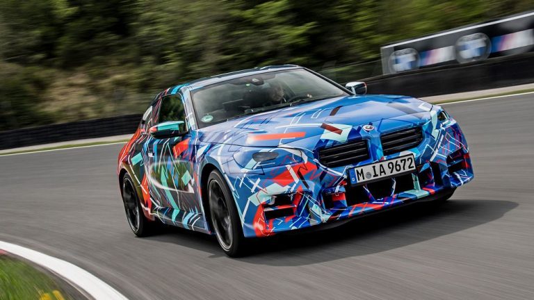 BMW M2 се остри на тркачката патека Салцбургринг