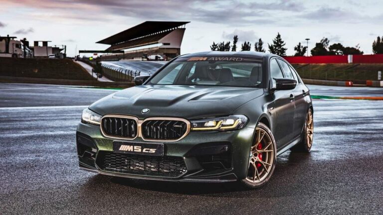 BMW M5 CS награда за најбрзиот на квалификации во Мото ГП