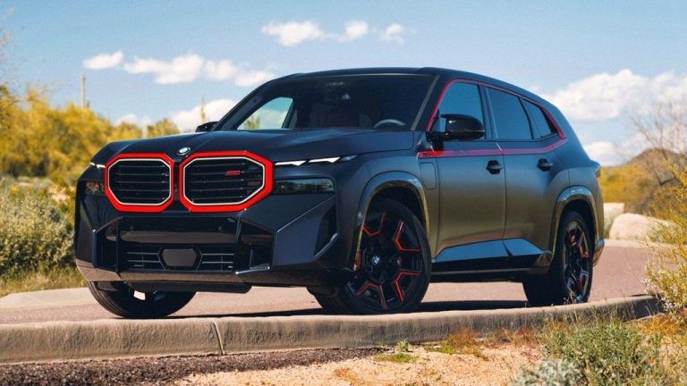 BMW XM со црвена маска за 203.000 евра