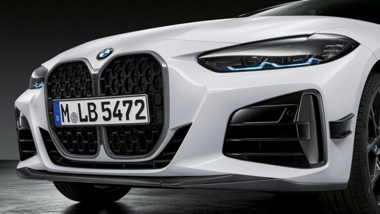 Новата серија 4 има големи бубрези, но тоа е BMW