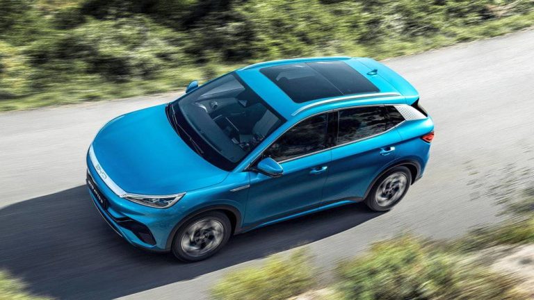 Кинески BYD ги претрка Volkswagen и Tesla на пазарот на е-возила во Шведска