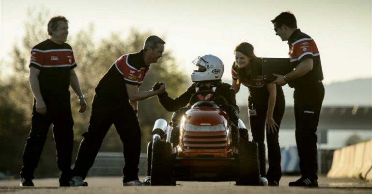 Официјално: Honda ја има најбрзата тревокосачка во светот