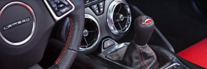 Завршната изработка остава поубедлив впечаток отколку кај претходникот кој внатре изгледаше како пластична кутија