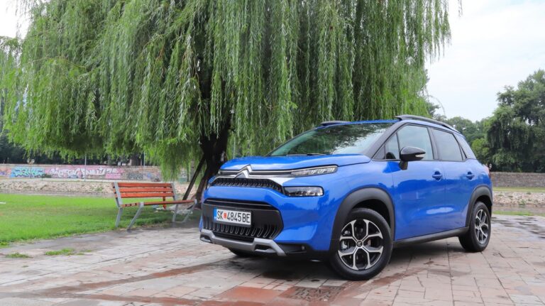 Тест: Citroen C3 Aircross PureTech 110 Shine