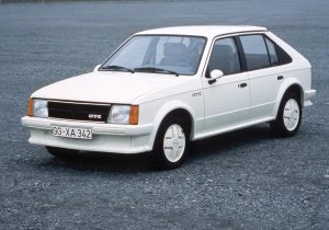 Можеше ли во времето на Kadett во 1980-те некој да претпостави дека компактот на Opel ќе доживее денес да биде на 17-то место според продажбата?
