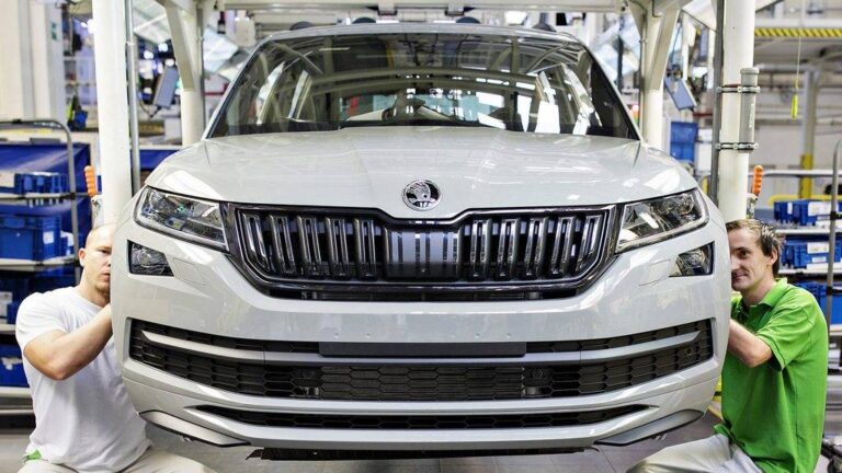 fabrika skoda razlicni narodi vraboteni