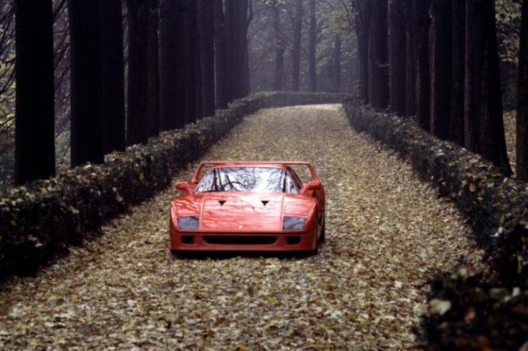 Рекордна сума за Ferrari F40: Над еден милион евра од новиот сопственик