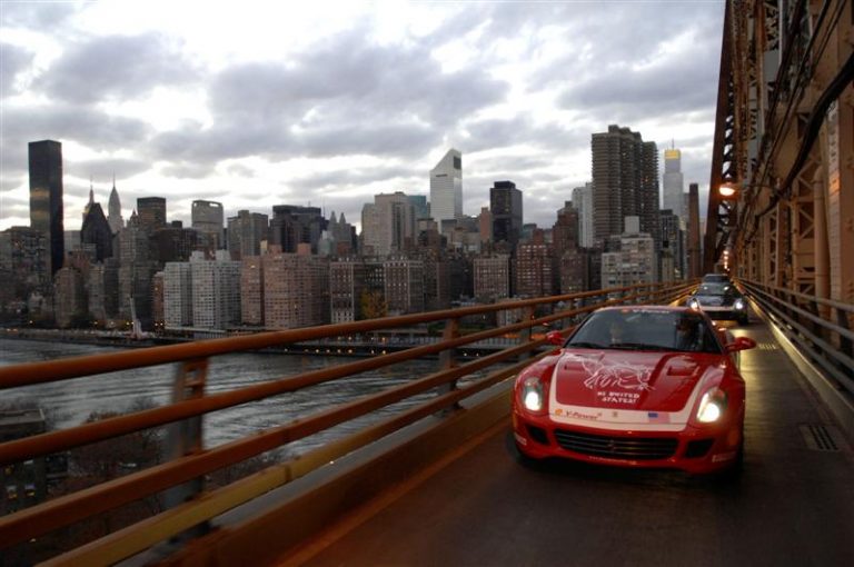 Ferrari стартува на њујоршката берза, акциите на Fiat пораснаа 80%