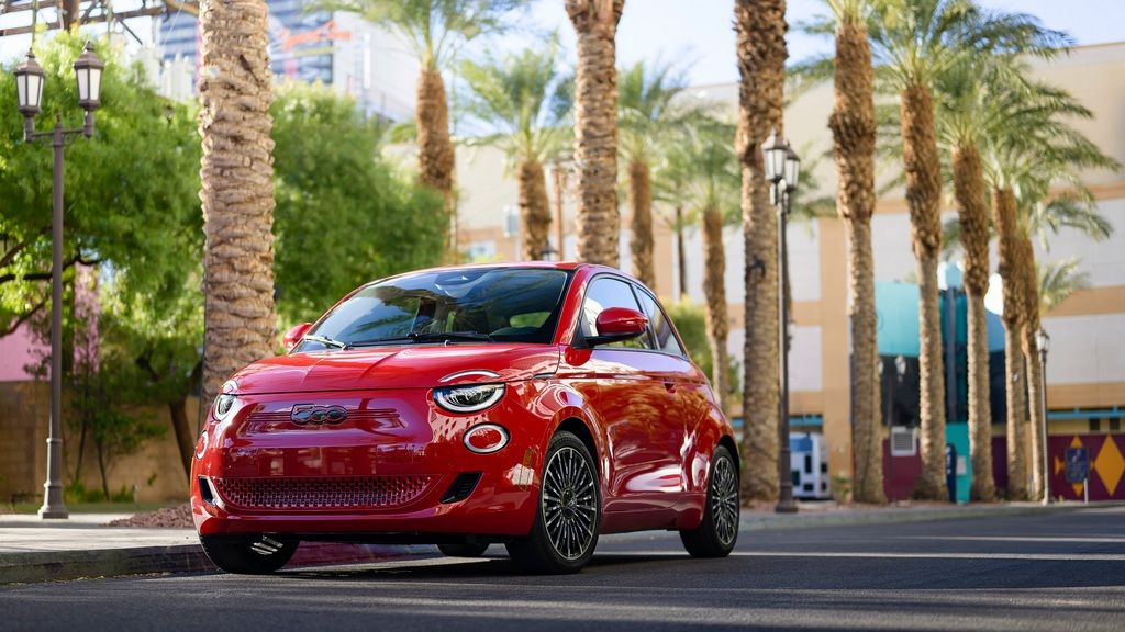 fiat 500e green car journal 24