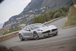 Хибридниот Fisker Karma не успеа, пазарот повеќе го сакаше електричниот Tesla Roadster