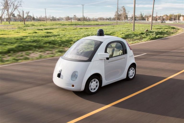 Ford ќе ги произведува роботските автомобили на Google