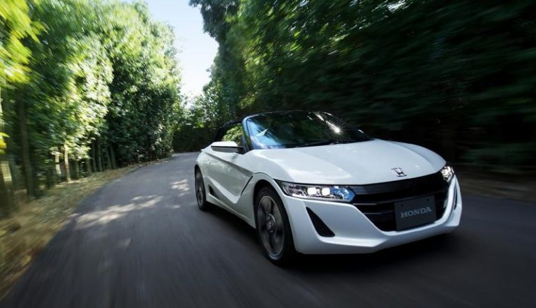 Honda стартува со продажба на мини-родстерот S660 во Јапонија