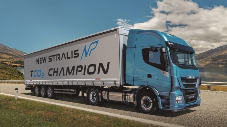 течен метан камиони iveco stralis np