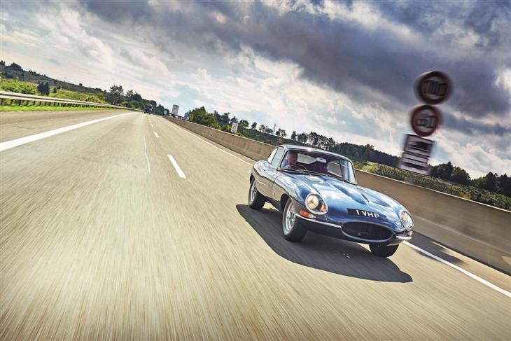 jaguar e-type 150 mph (1)
