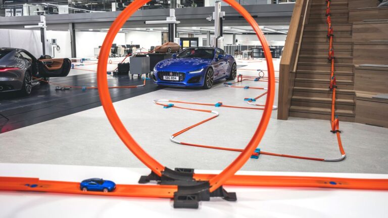 jaguar f-type hot wheels lupinzi