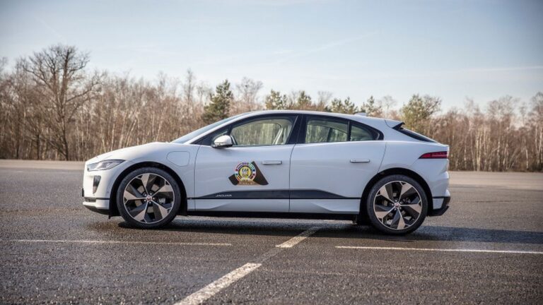 jaguar i-pace автомобил на годината coty