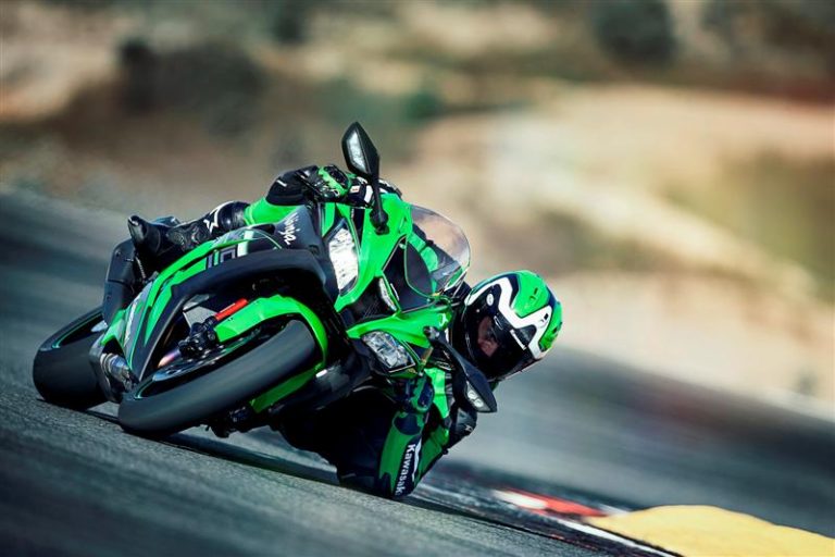 Kawasaki ZX-10R: Новата „нинџа“ претставена во Барселона